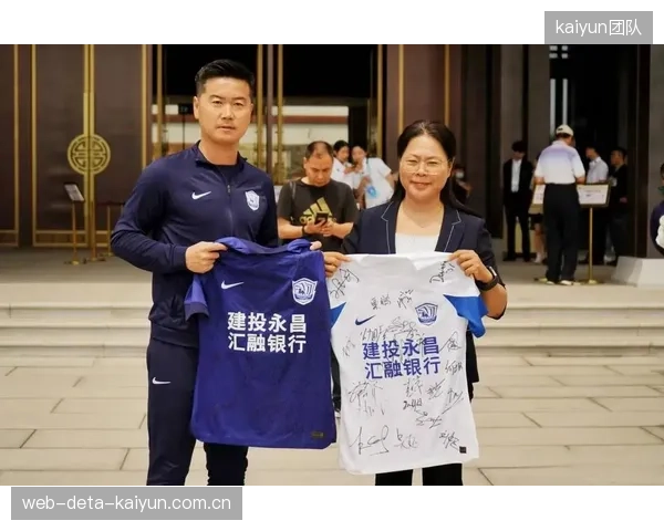沧州雄狮战术单一缺乏变化，主帅肇俊哲面临信任危机。