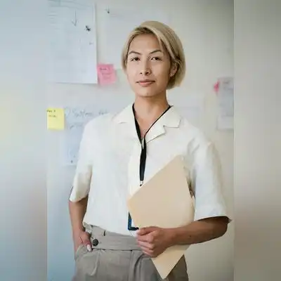 贺蓉桐